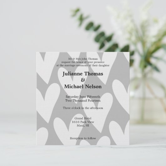 Grijze en witte harten bruiloft kaart (Staand voorkant)