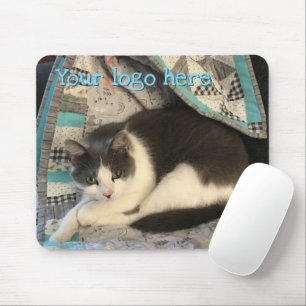 Grijze en witte kat muismat