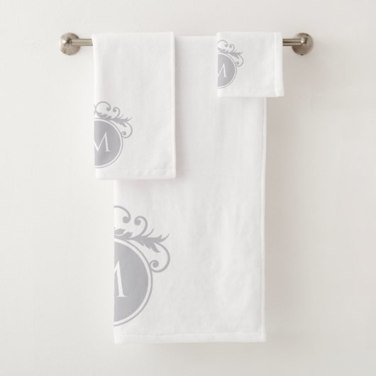 Grijze en witte monogrammen bad handdoek (Insitu)