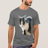 Grijze en witte Tuxedo Cat Vector Art T-shirt (Voorkant)