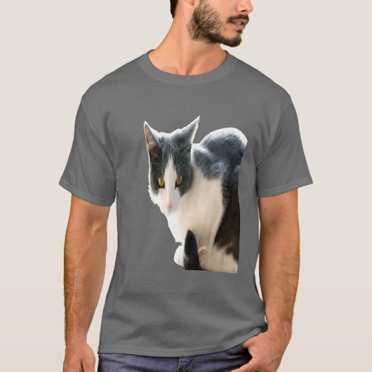 Grijze en witte Tuxedo Cat Vector Art T-shirt (Voorkant)