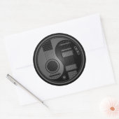 Grijze en zwarte akoestische gitaren Yin Yang Ronde Sticker (Envelop)