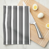 Grijze en Zwarte Strepen op de Witte Handdoeken (Quarter Fold)
