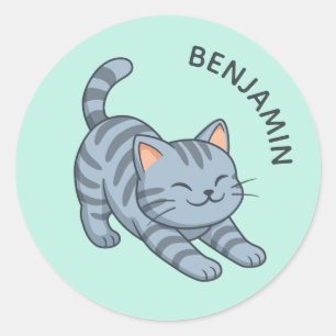 Grijze gestreepte kat in groen met eigen naam ronde sticker