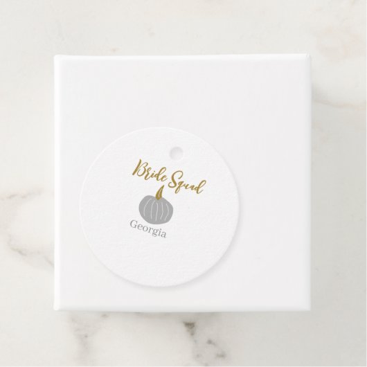 Grijze gouden pompoen herfst bruid squad modern  bedankjes labels (In situ)