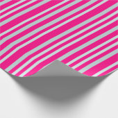 Grijze groene strepen in roze cadeaupapier (Hoek)