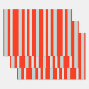 Grijze groene strepen op rood inpakpapier vel