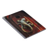 grijze hagedis op versleten hout notitieboek (Rechterzijde)