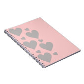 Grijze harten op een roze notitieboek (Rechterzijde)