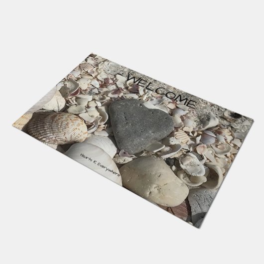 Grijze hartsteen op het strand deurmat (Schuin)