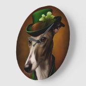 Grijze Hond in St. Patrick's Day jurk Grote Klok (Hoek)