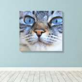 Grijze kat canvas afdruk (Insitu (Houten vloer))