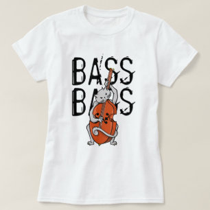 Grijze kat die een dubbele bas of rechtopstaande b t-shirt