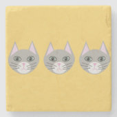 Grijze kat, geel stenen onderzetter (Voorkant)