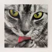 Grijze kat met gele groene verf legpuzzel (Verticaal)