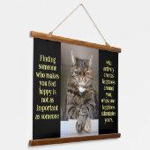 Grijze kattenkat kijkt naar je Tapestry Hangend Wandkleed (Gebogen)
