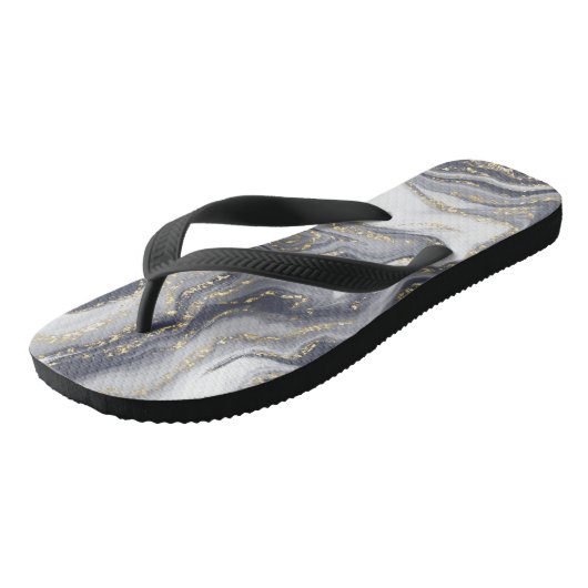 Grijze korrels, wit en goud teenslippers (Schuin)