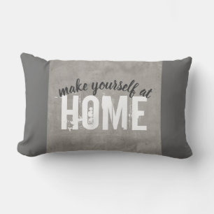grijze kussen met quote home decor