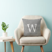 Grijze Linnen Witte Monogram Huwelijksherinnering Kussen (Stoel)