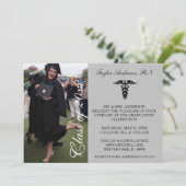 Grijze medische RN Aankondiging Afstuderen school (Staand voorkant)