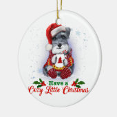 Grijze miniatuur Schnauzer heeft een luie kerst Keramisch Ornament (Links)