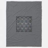 Grijze Mode fleece deken, groot (Voorkant)