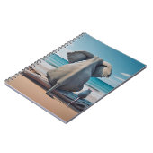 Grijze olifant en muis op drijfhout notitieboek (Linkerzijde)