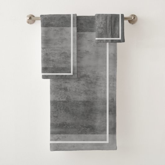 Grijze Ombre Striped Bad Handdoek (Insitu)