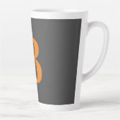 Grijze oranje moderne monogrammen professionele latte mok (Rechts)