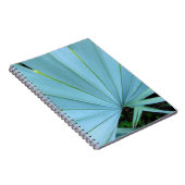 Grijze palmboom rond bismarck notitieboek (Rechterzijde)