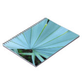 Grijze palmboom rond bismarck notitieboek (Linkerzijde)