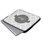 Grijze Quatrefoil-laptophoes Laptop Sleeve (Voorkant onderkant)