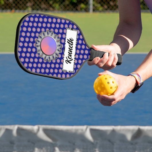 Grijze schijf door Kenneth Yoncich Pickleball Paddle (Insitu)
