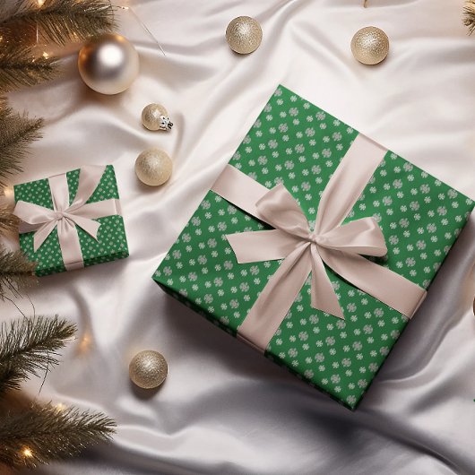 Grijze sneeuwvlokken inpakpapier vel