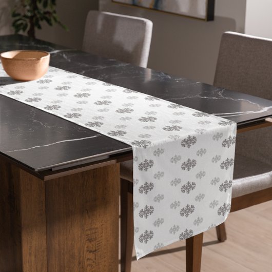 Grijze sneeuwvlokken Kortstaartloper Korte Tafelloper