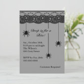 Grijze spieren en Lace Costume Party Invitation Kaart (Staand voorkant)