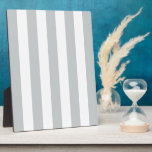 Grijze streepjes wijzigen in om het even welke kle fotoplaat<br><div class="desc">Gelieve te zorgen ervoor om de kleur voor de voorzijde en de rug van producten met twee kanten of veelvoudige elementen aan te passen. Verander eenvoudig de kleur van deze Stripes van de vooraf ingestelde grijs op wit in om het even welke stripe kleur van uw keus in één stap....</div>