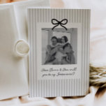 Grijze Strepen Peetouders Voorstel Kaart<br><div class="desc">Op zoek naar een zoete en betekenisvolle manier om dierbaren te vragen om de peetouders van je baby te worden? Dit kaartontwerp is de perfecte manier om de vraag te stellen! Of je nu een familielid of goede vrienden vraagt, deze template helpt je om een hartverwarmend moment te creëren dat...</div>