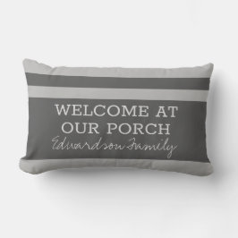 Grijze strepen welkom veranda familienaam outdoor buitenkussen
