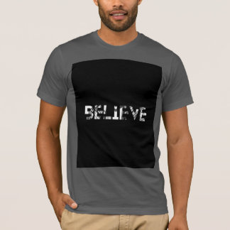 grijze t-shirt met titel geloof