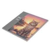 Grijze Tabby Cat door Lake Tegeltje (Zijkant)