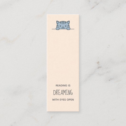 Grijze Tabby Cat Peeking boven Bladwijzer Quote Mini Visitekaartje (Voorkant)