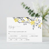 Grijze vertakking met gele bloemen bloembruiloft RSVP kaartje (Staand voorkant)