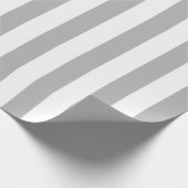 Grijze verticale strepen cadeaupapier (Hoek)