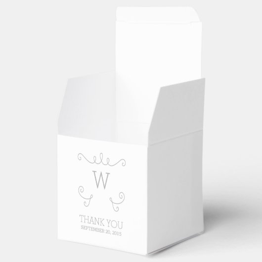 Grijze Whimsical Flourish Monogram Favor Boxes Bedankdoosjes (Geopend)