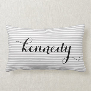 Grijze witte strepen Aangepast monogram Kussen