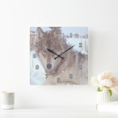 Grijze Wolf in de winter Vierkante Klok (Huis)