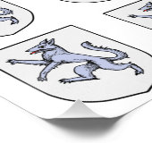 Grijze Wolf Rampant op een wit schild Poster (Hoek)