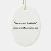 Grijze wolfkeramische bomen keramisch ornament (Achterkant)