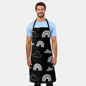 Grijze wolken en regenbogen op zwart Schort (Gedragen)